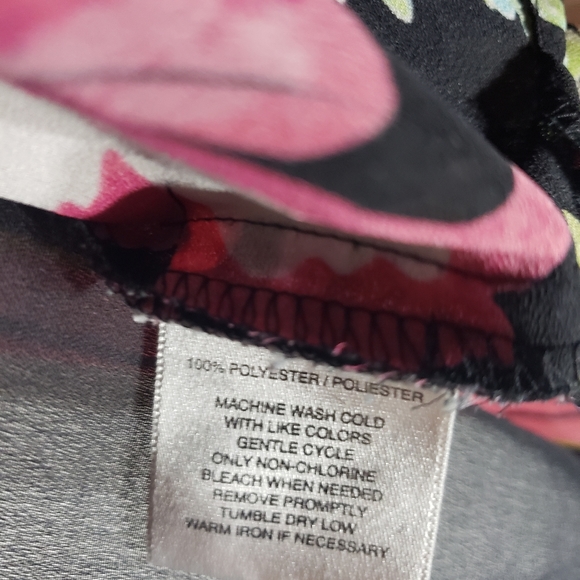 Sag harbor flower print, sheer blouse/bathing suit cover up - Picture 7 of 7